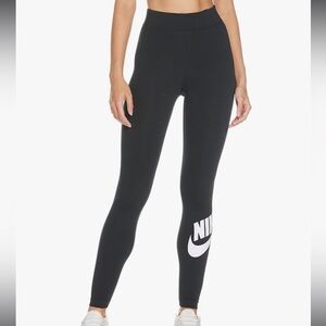Nike women’s leggings